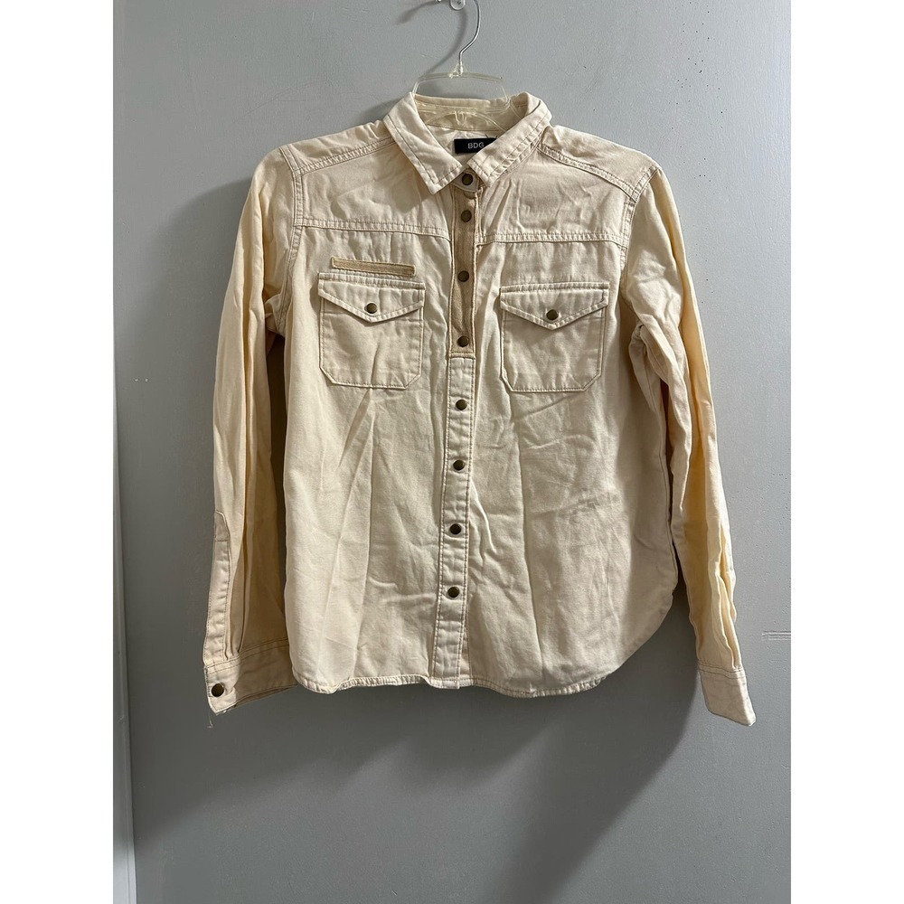 FINAL PRICE DROP✨ Urban outfitters BDG cream orange-ish snap button shirt